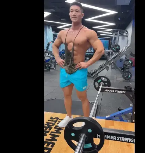 健身精华-健体李